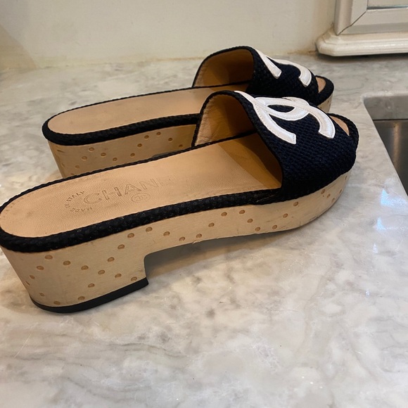 Chanel Black Mesh Neoprene CC Wooden Slide Sandal size 36 - Picture 3 of 4